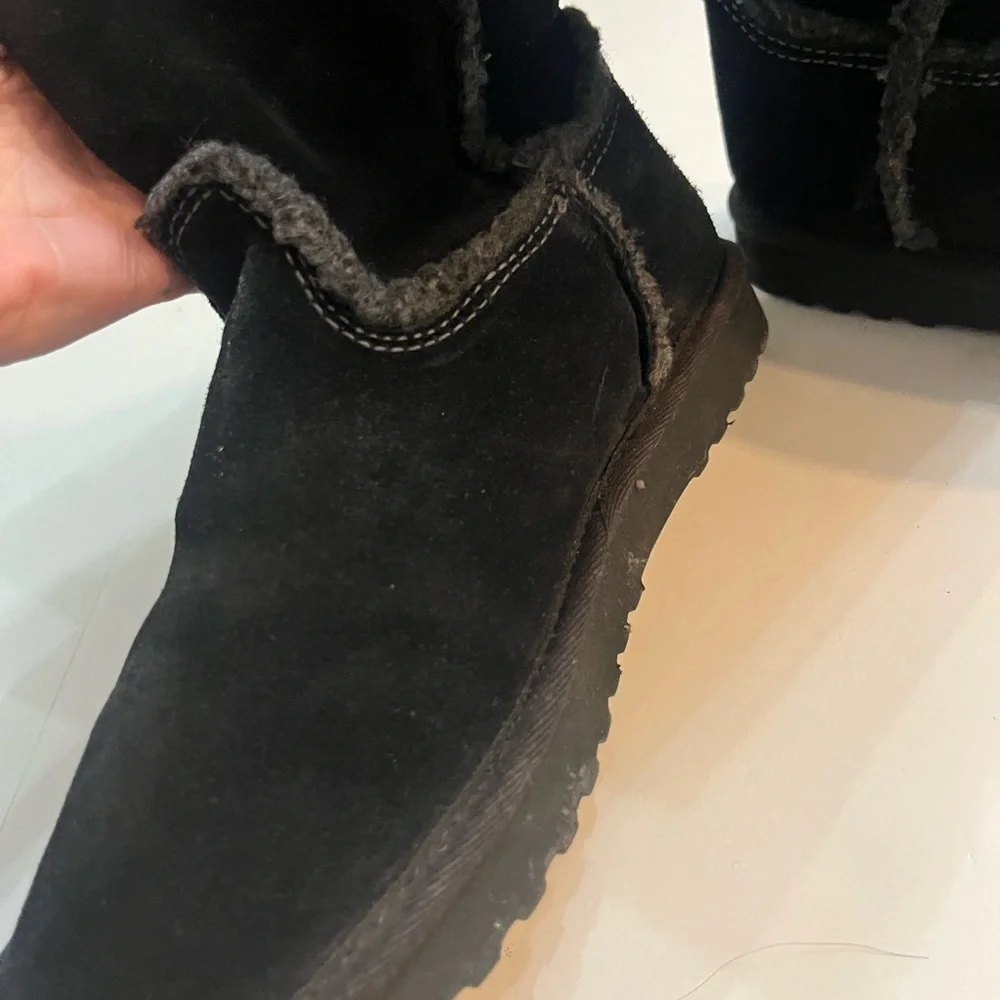 AMERICAN EAGLE winter suede boots Sherpa lined size 9